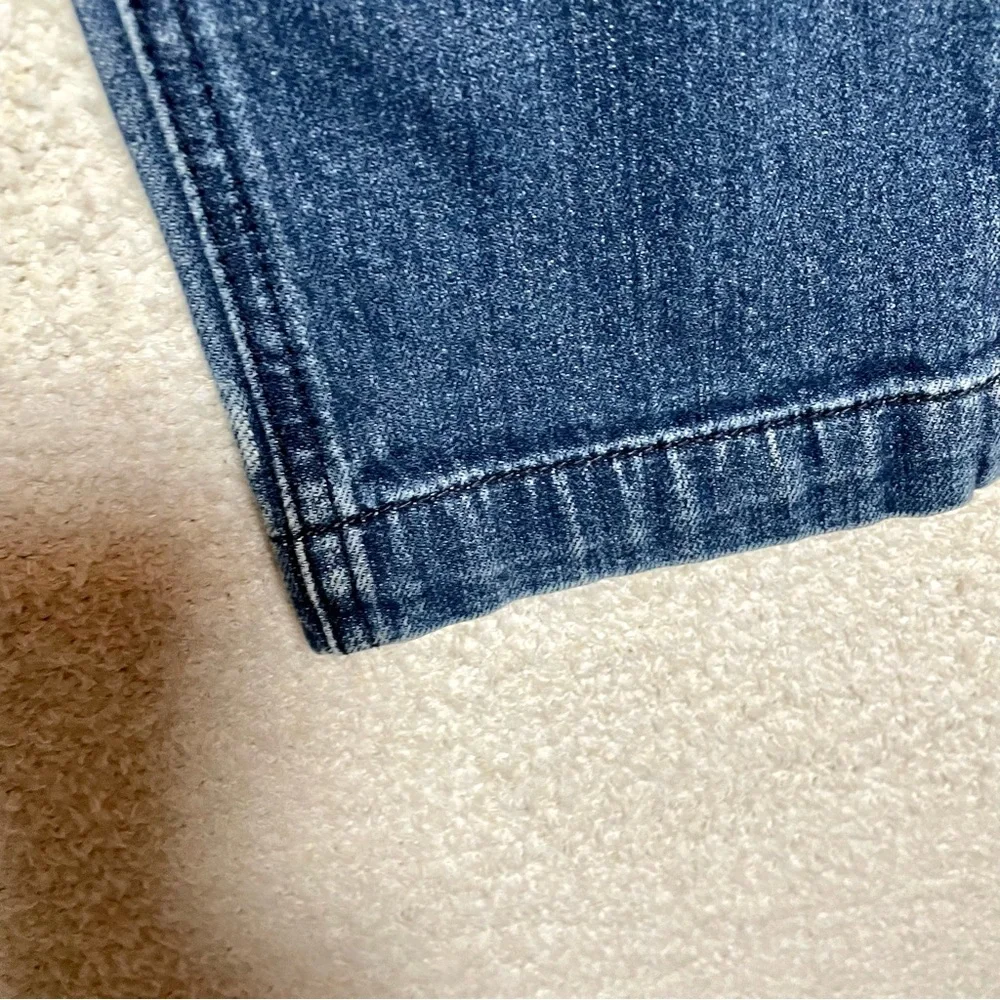 Allen B Allen Schwartz Women’s Embellished Distressed Denim Jeans Size 10 - Picture 3 of 11
